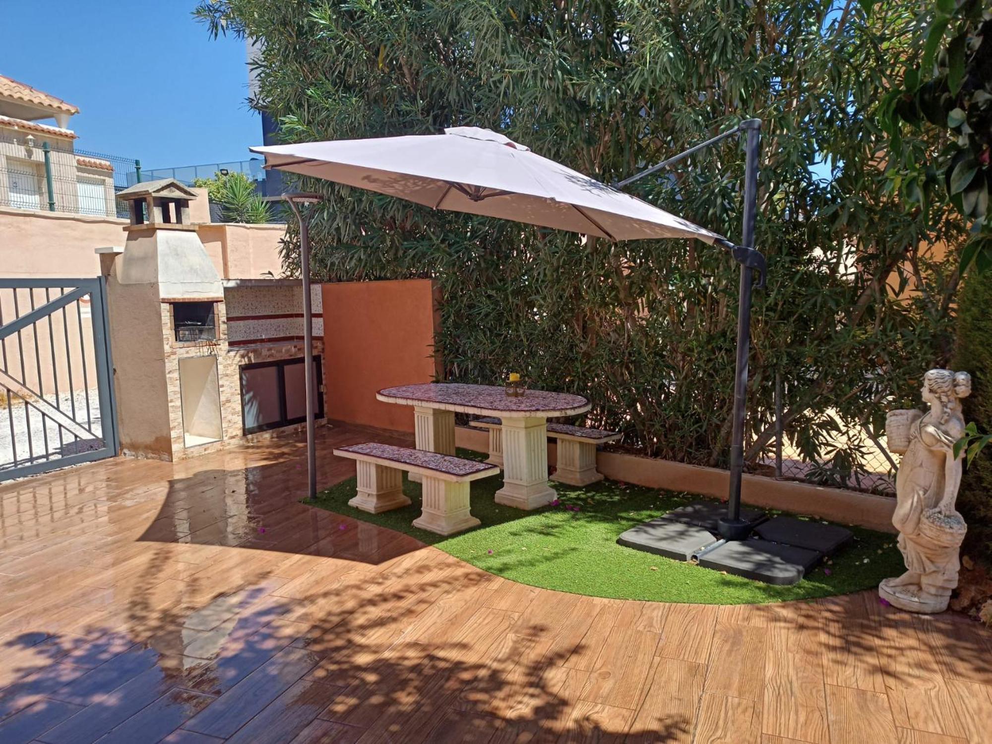 House Laguna Roja With Sun Terrace Torrevieja Eksteriør billede